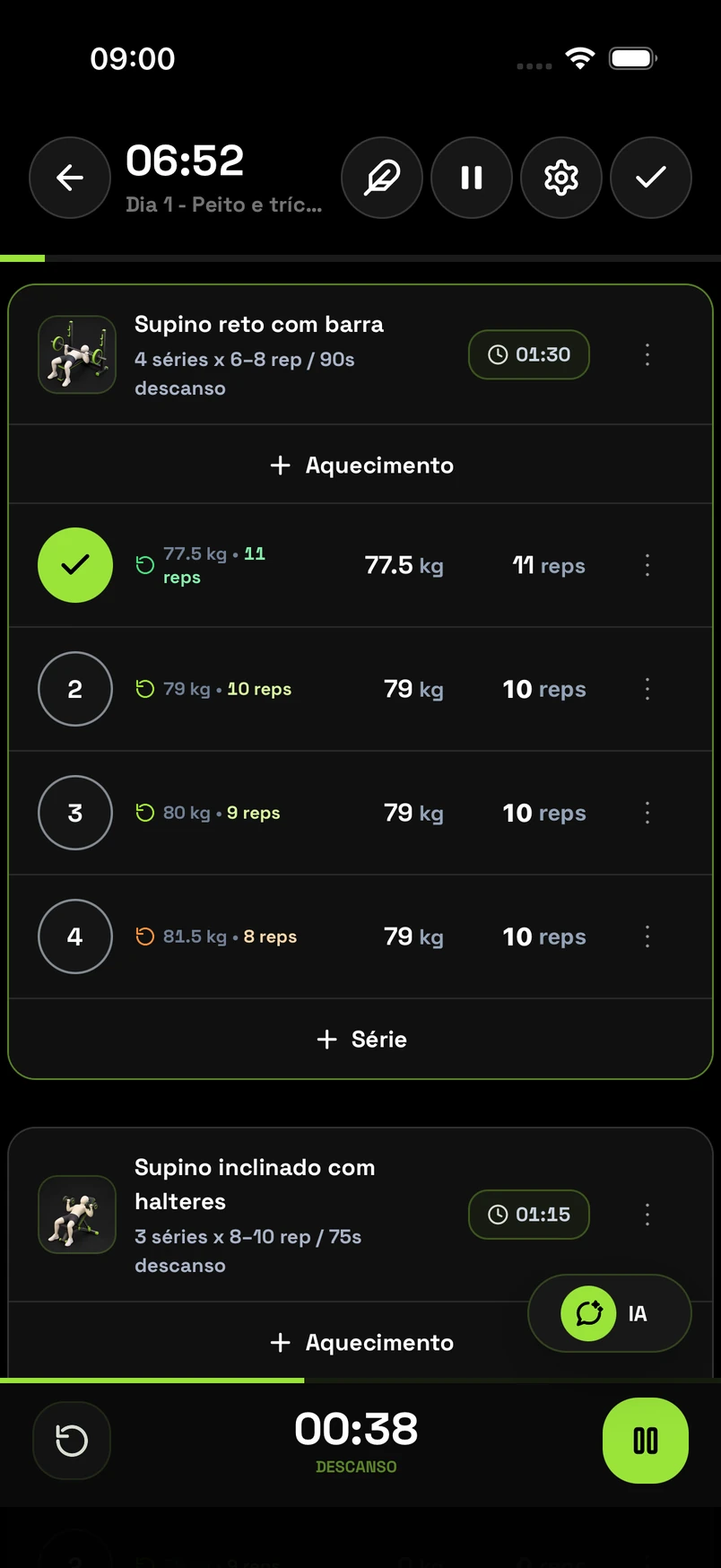 Tela de treino em andamento da Rivlo, com séries, cargas e cronômetro de descanso